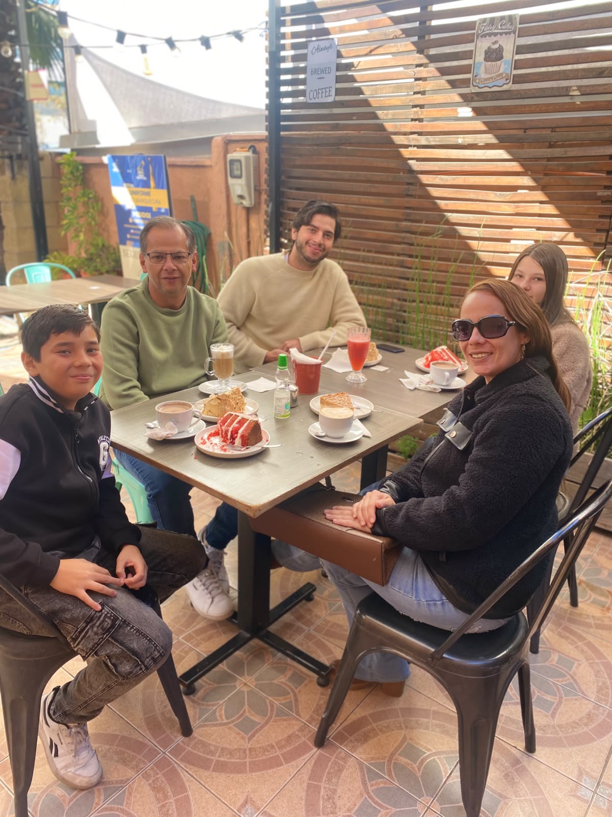 Café con amigos